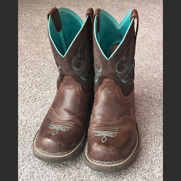 Ariat Shoes - Ariat Fatbaby Heritage Dapper Western Boots Women's Size 9